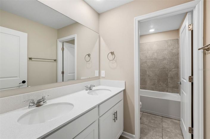 Image No.33-6 Bed Property for sale