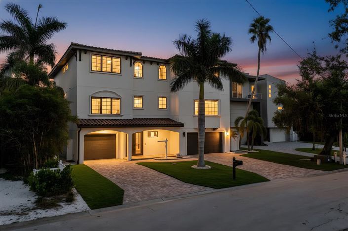 Image No.2-Propriété de 4 chambres à vendre à Floride