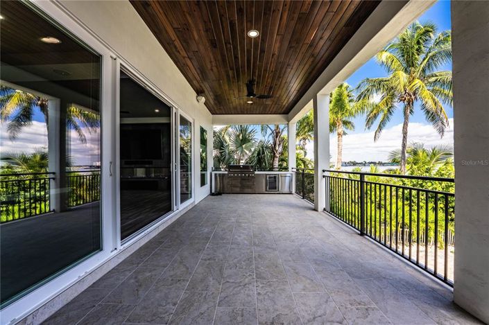 Image No.27-Propriété de 4 chambres à vendre à Floride