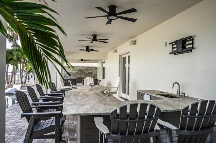 Image No.47-4 Bed Property for sale