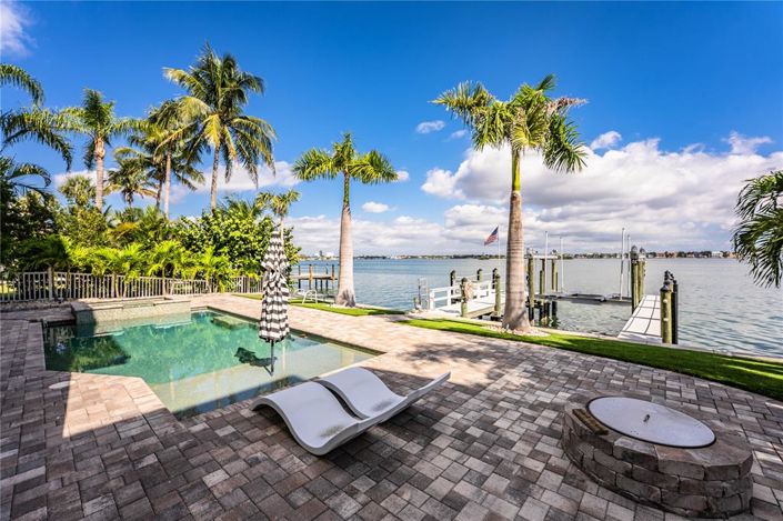 Image No.49-4 Bed Property for sale