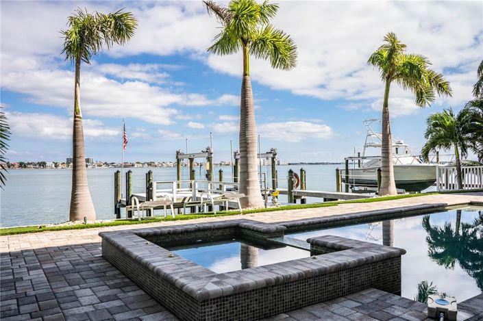 Image No.50-4 Bed Property for sale