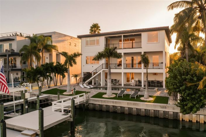 Image No.7-Propriété de 4 chambres à vendre à Floride