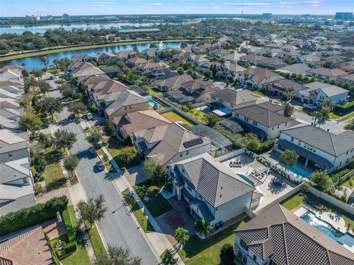 Image No.32-5 Bed Property for sale