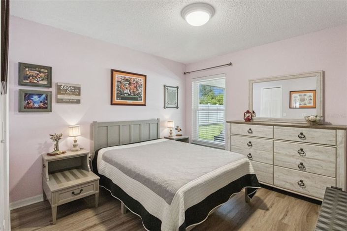 Image No.23-3 Bed Property for sale