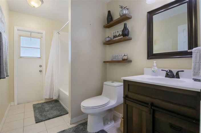 Image No.25-3 Bed Property for sale