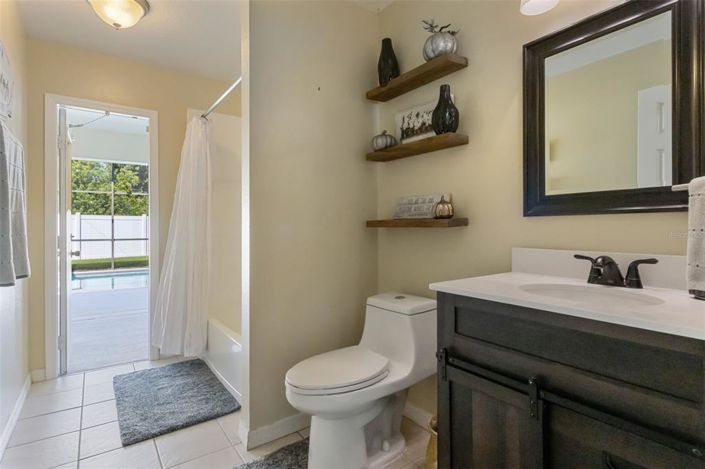 Image No.26-3 Bed Property for sale