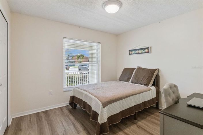 Image No.27-3 Bed Property for sale