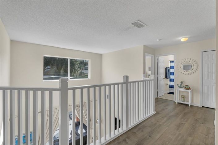 Image No.15-7 Bed Property for sale