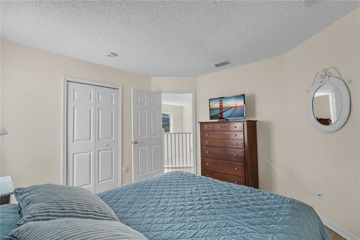 Image No.20-7 Bed Property for sale