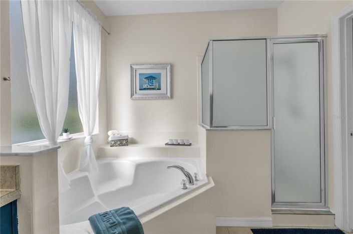 Image No.34-7 Bed Property for sale