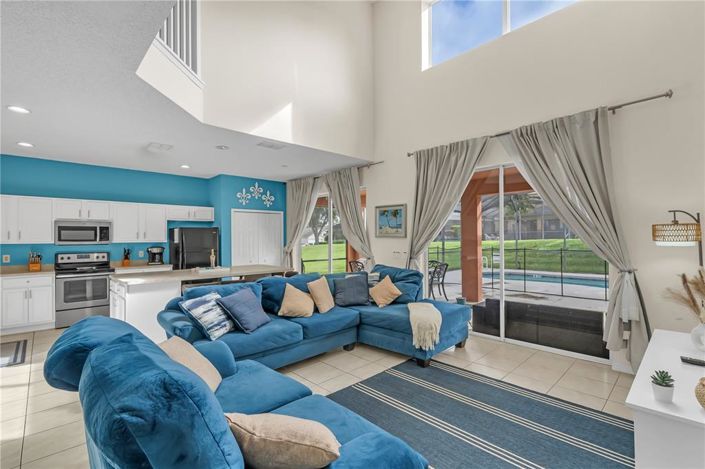 Image No.6-7 Bed Property for sale