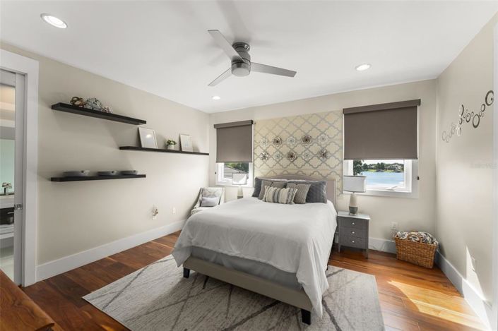 Image No.47-5 Bed Property for sale