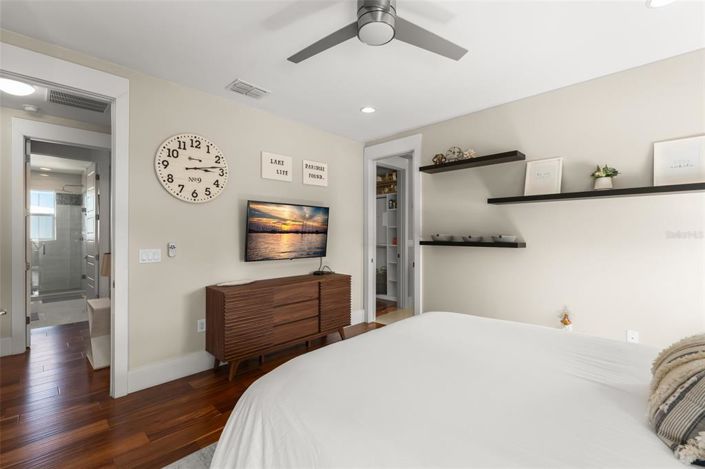 Image No.51-5 Bed Property for sale