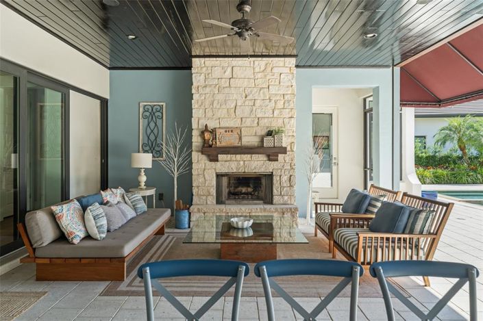 Image No.61-5 Bed Property for sale