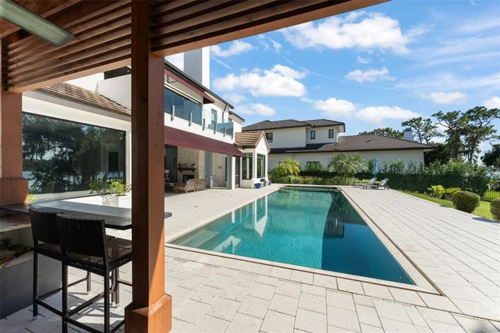 Image No.63-5 Bed Property for sale