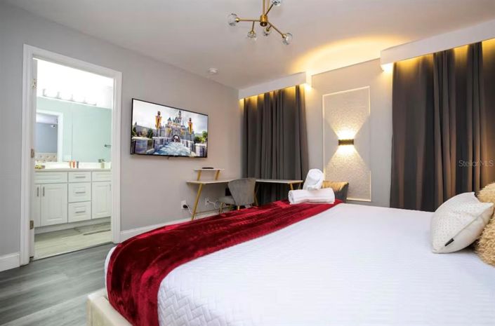 Image No.18-5 Bed Property for sale