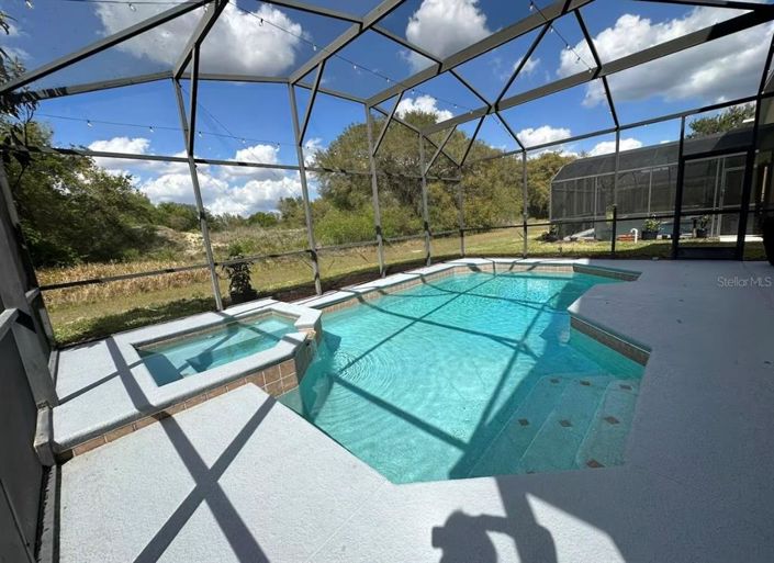 Image No.37-5 Bed Property for sale