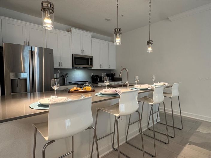 Image No.74-4 Bed Townhouse for sale