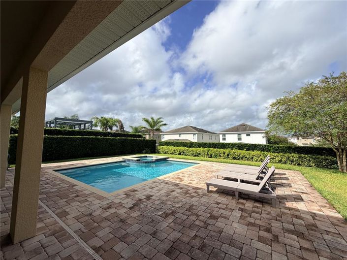 Image No.44-8 Bed Property for sale