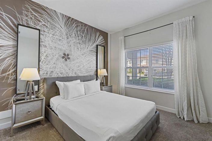 Image No.10-4 Bed Townhouse for sale