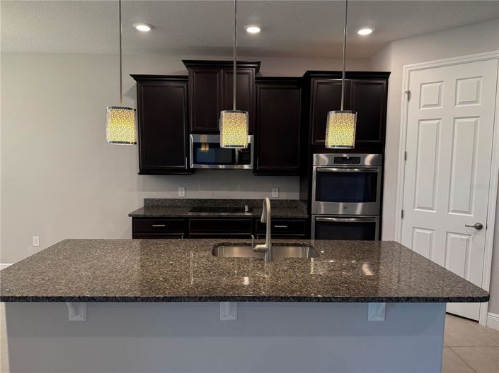 Image No.16-4 Bed Property for sale