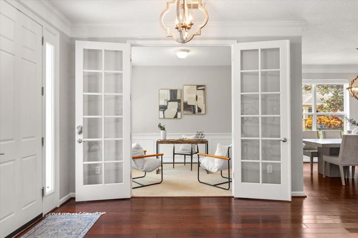 Image No.14-5 Bed Property for sale