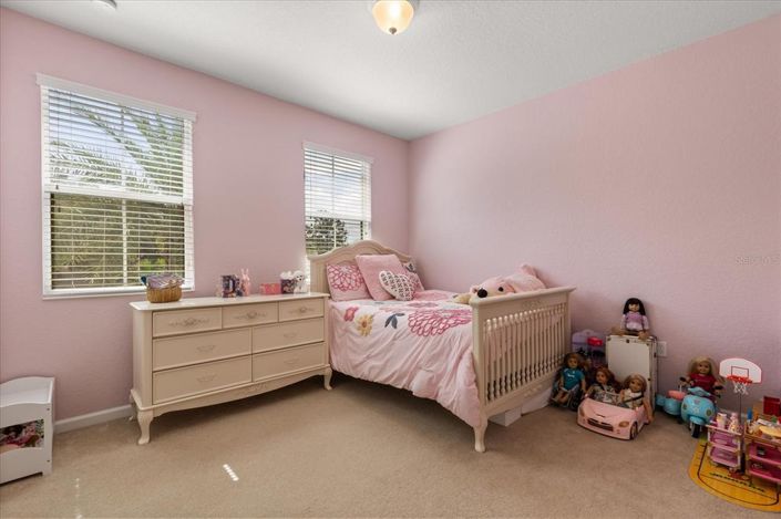 Image No.30-5 Bed Property for sale