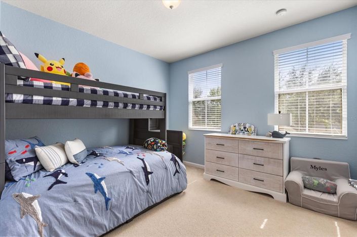 Image No.33-5 Bed Property for sale