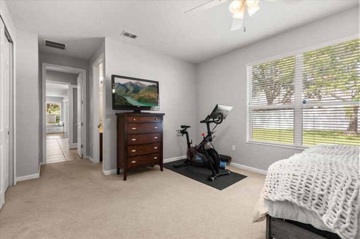 Image No.38-5 Bed Property for sale