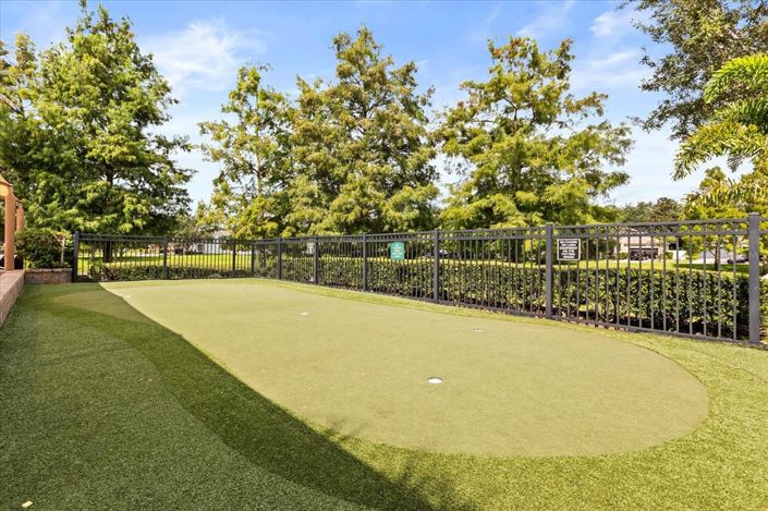 Image No.48-5 Bed Property for sale