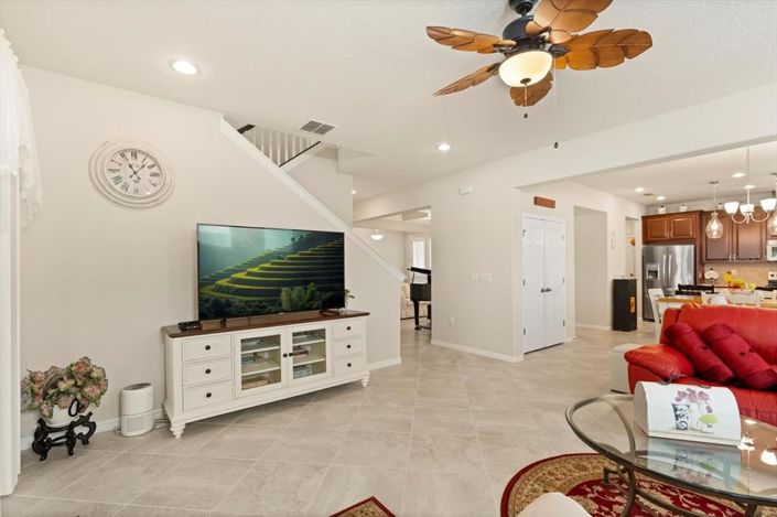 Image No.12-Propriété de 5 chambres à vendre à Kissimmee