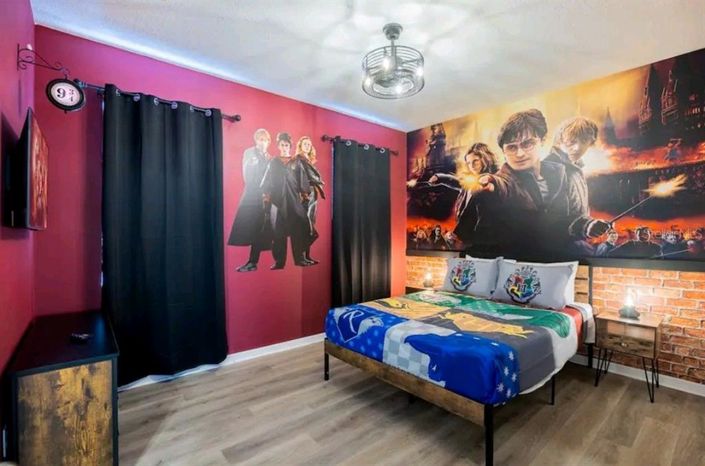 Image No.16-4 Bed Property for sale