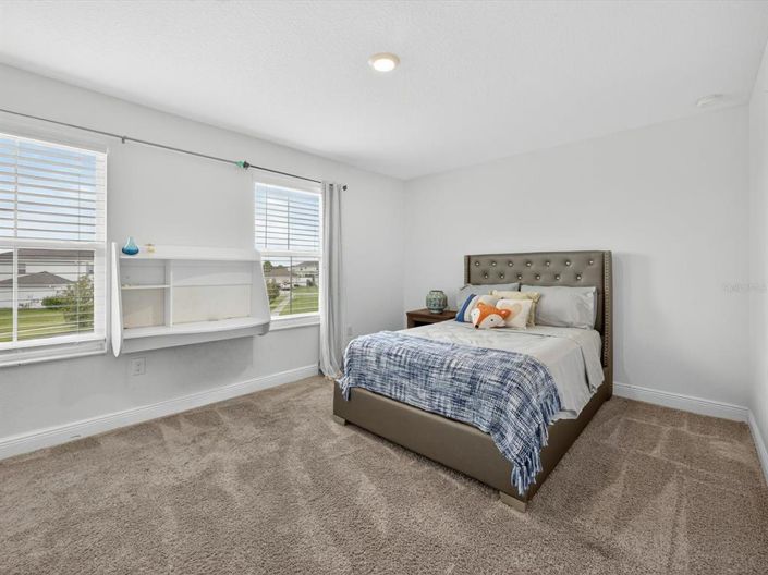 Image No.33-5 Bed Property for sale