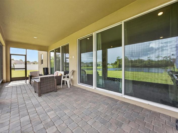 Image No.38-5 Bed Property for sale