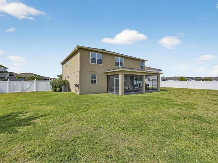 Image No.41-5 Bed Property for sale