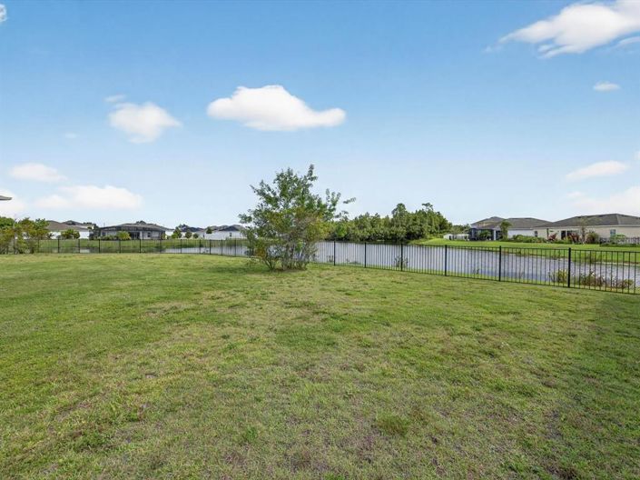 Image No.42-5 Bed Property for sale