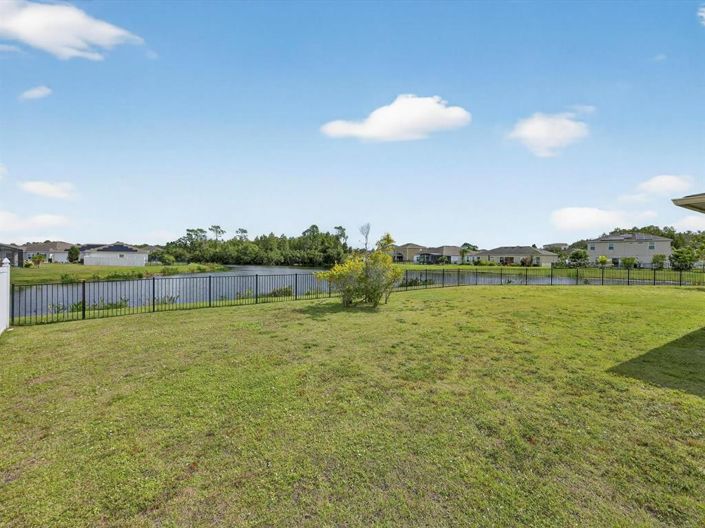 Image No.43-5 Bed Property for sale