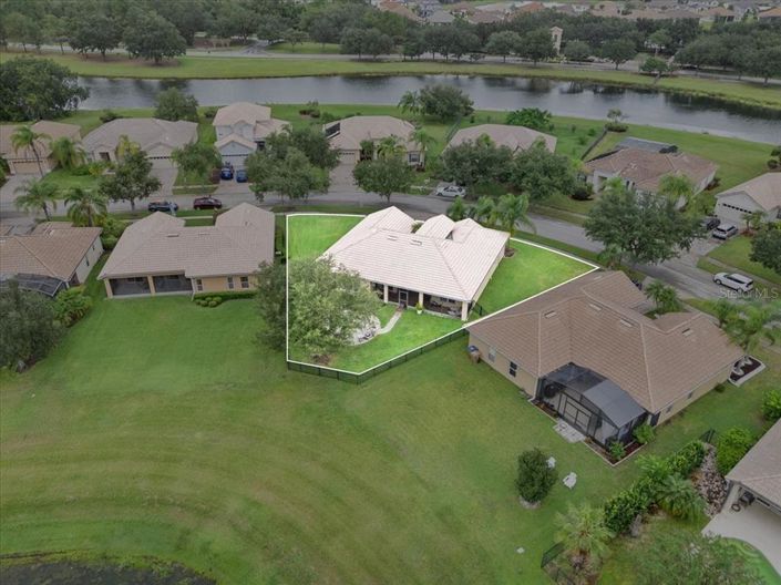 Image No.7-Propriété de 4 chambres à vendre à Kissimmee