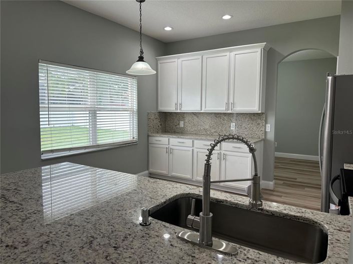 Image No.22-4 Bed Property for sale