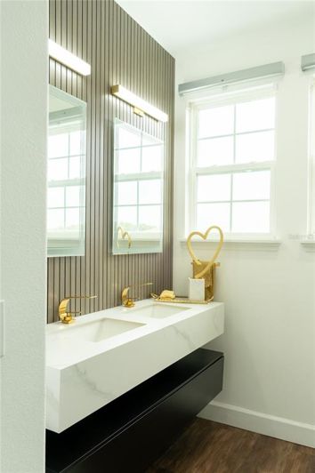 Image No.33-3 Bed Property for sale