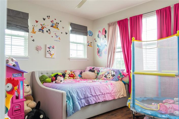 Image No.35-3 Bed Property for sale