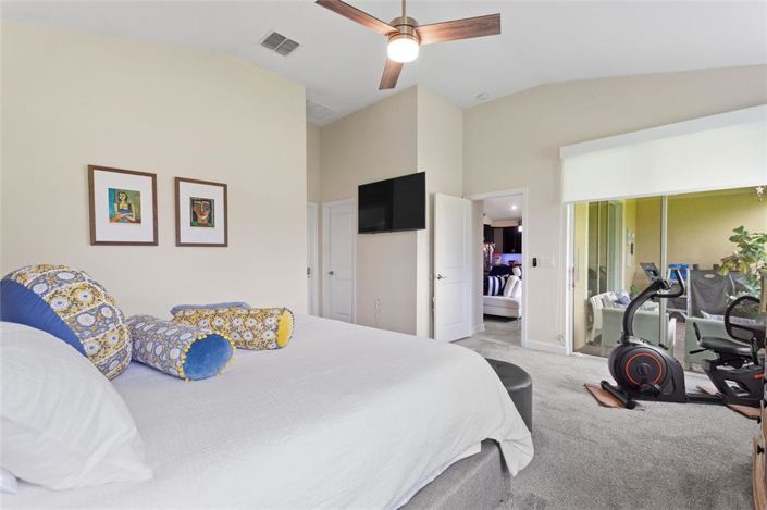 Image No.17-4 Bed Property for sale