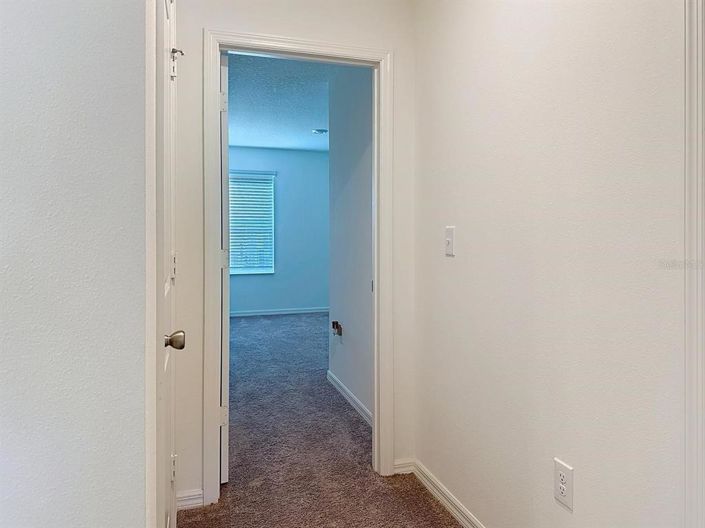 Image No.19-5 Bed Property for sale