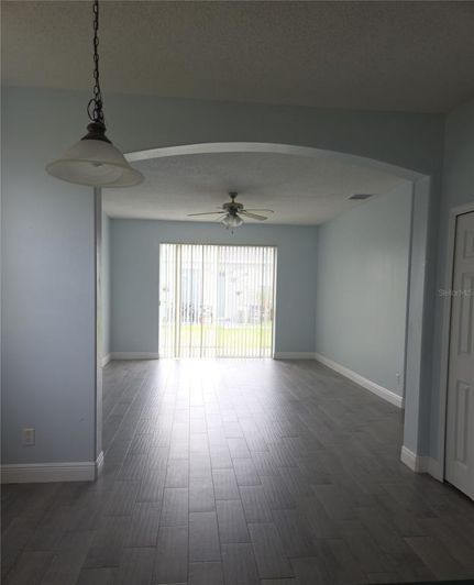 Image No.3-Propriété de 4 chambres à vendre à Kissimmee