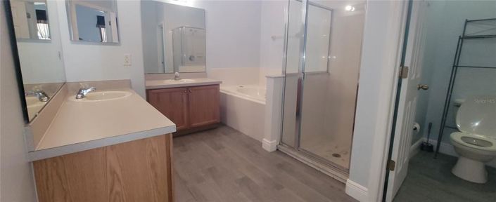 Image No.5-Propriété de 4 chambres à vendre à Kissimmee