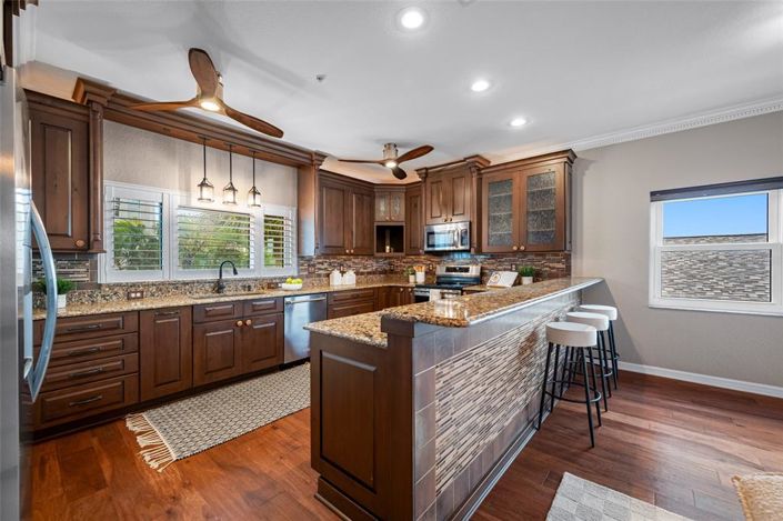 Image No.22-4 Bed Townhouse for sale