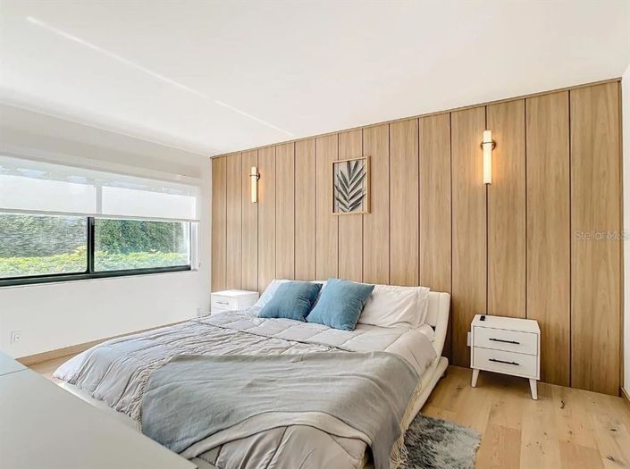 Image No.13-2 Bed Property for sale