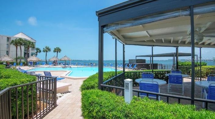 Image No.39-2 Bed Property for sale