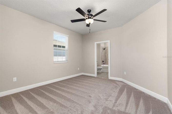 Image No.6-6 Bed Property for sale